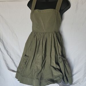 Forever 21 Olive Green Ruched dress w pockets